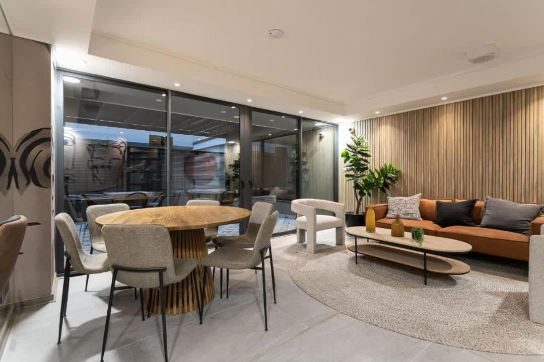 Discover The From Downtown Apartamento *